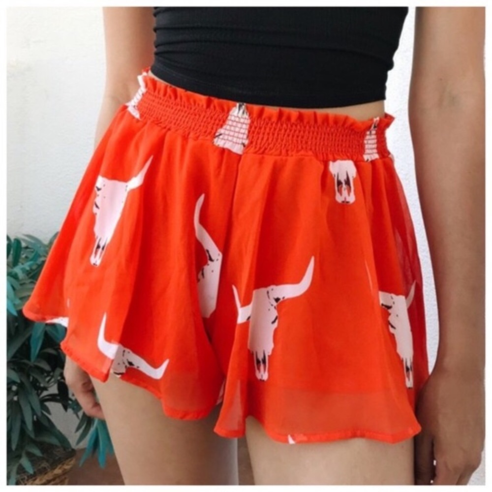 Orange/Red Bull skull 💀 short
